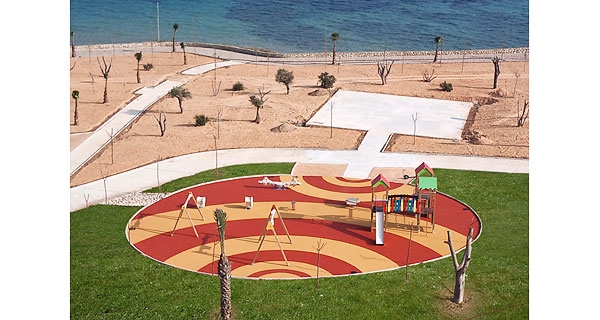 Parque infantil en las Mil Palmeras, Orihuela